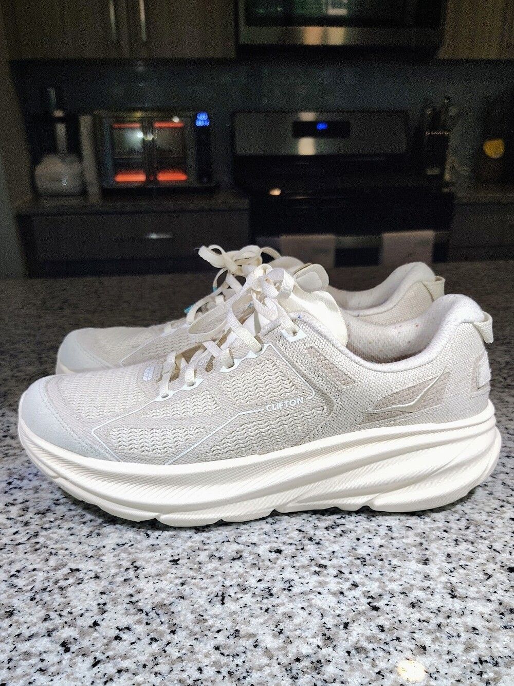 ​NWT Hoka Clifton One9 BP Alabaster Cielo Blue Men 11 / Women 12